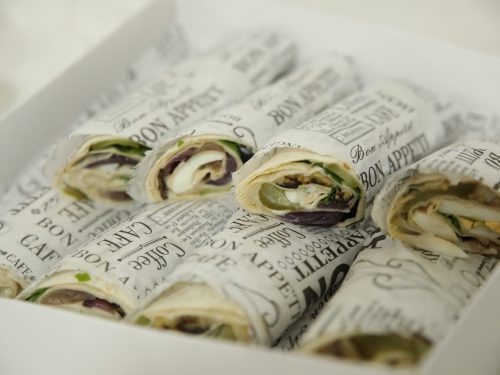 מגש טורטיות